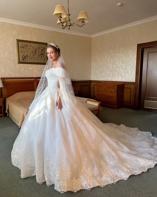 Кристина Асмус фото в свадебном платье
