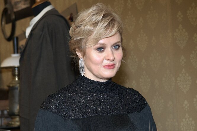 «Пора перестать прикидываться мамой-овечкой»: Анна Михалкова выложила чувственное фото «Пора перестать прикидываться мамой-овечкой»: Анна Михалкова выложила чувственное фото