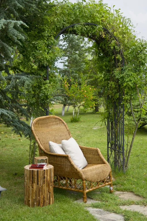 Обустройте места для отдыха в саду