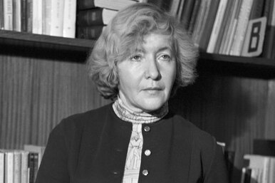 Юлия Друнина: любовь и сражения девочки-солдата