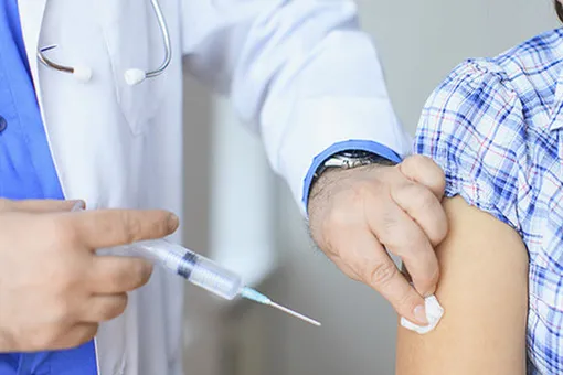 Во время испытания вакцины от ВИЧ были инфицированы десятки человек