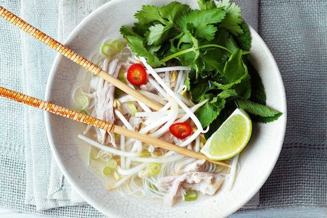 Вкуснейший вьетнамский суп Фо с курицей