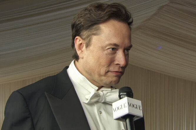 Появились фотографии третьего сына Илона Маска и певицы Граймс