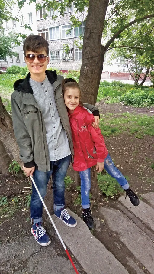 Дети Лады Пузыревской — Артём и Аня